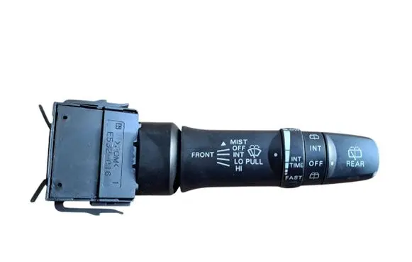 Mitsubishi Outlander Wiper control stalk 17D714 E532016