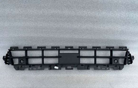 Audi Q2 - Front bumper lower grill 81A807647E AU276