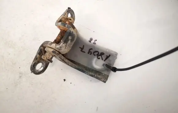 Ford Mondeo MK II Front door upper hinge 93bbf22806ak