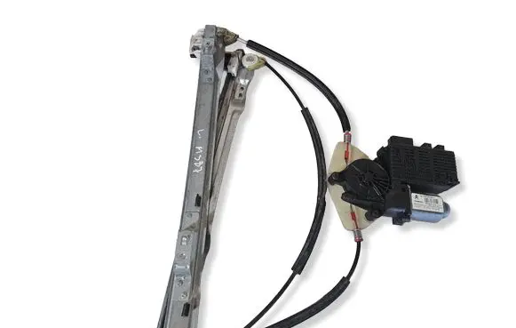 Citroen C4 I Picasso Front door window regulator motor 9674032580 400965F