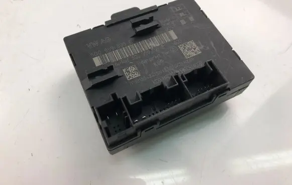 Audi A3 S3 8V Other control units/modules 5Q0959595E