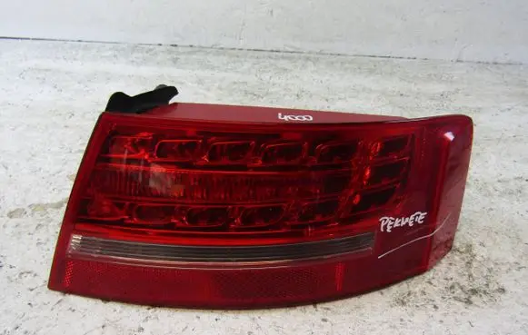 Audi A5 8T 8F Rear/tail lights 8T0945096D