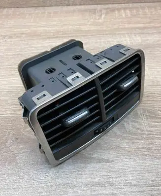 Audi A6 S6 C6 4F Rear air vent grill 4F0819203B