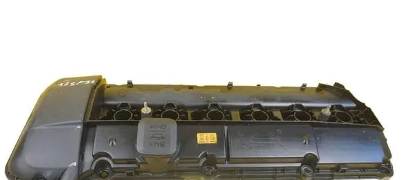 BMW X3 E83 Rocker cam cover 7512840 M54B25