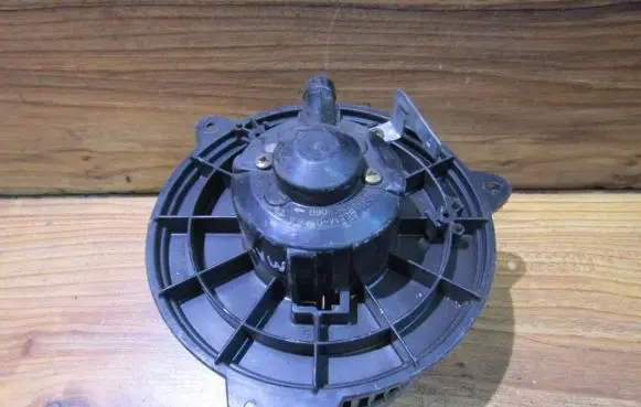Heater fan/blower