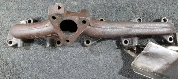 Opel Vectra B Exhaust manifold 90500926