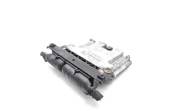 Volkswagen PASSAT B6 Engine control unit/module 03G906021LR 0281013260 1039S16965
