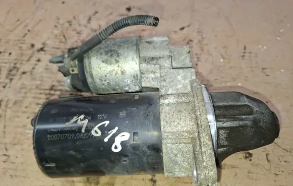 BMW 1 E81 E87 Starter motor 7524843