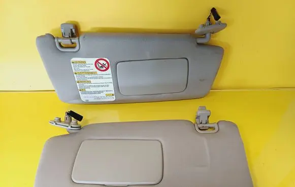 Subaru Legacy Sun visor