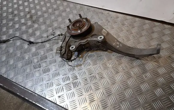 Jaguar XF Front wheel hub