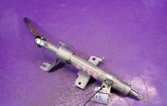 Dacia Sandero Steering wheel axle