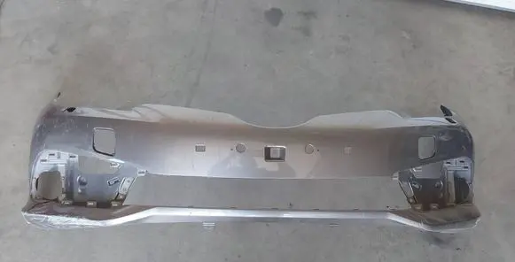 Toyota Auris E180 Front bumper 5211902K40