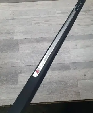 Front sill trim cover