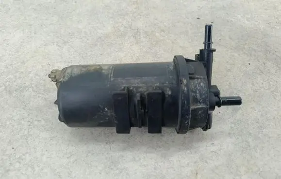 Opel Movano B Fuel filter housing 8201102931