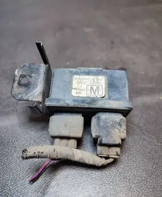 Subaru Forester SJ Window wiper relay 481658