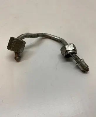 BMW 7 F01 F02 F03 F04 Fuel injector supply line/pipe 