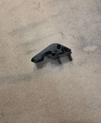 BMW 7 E38 Radiator mount bracket