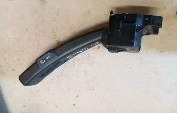 Volvo XC90 Wiper control stalk 30768101