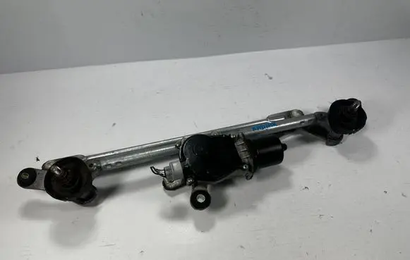 Renault Kadjar Front wiper linkage and motor C119A2125