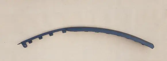 Opel Meriva B Front bumper lip 