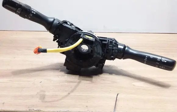 Toyota Yaris Airbag slip ring squib (SRS ring) 0D05075E324