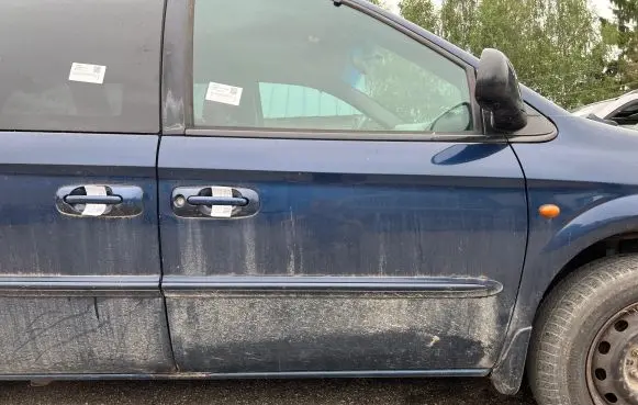 Chrysler Grand Voyager IV Front door