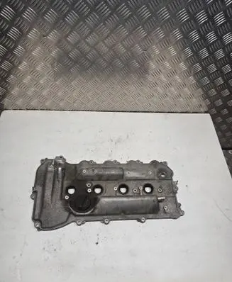 Toyota RAV 4 (XA40) Rocker cam cover