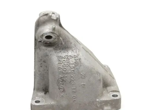 Mercedes-Benz C AMG W205 Engine mounting bracket A1562231804