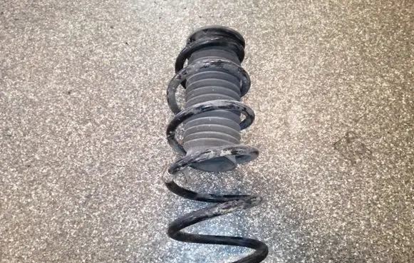 Buick Encore I Front coil spring 95218483