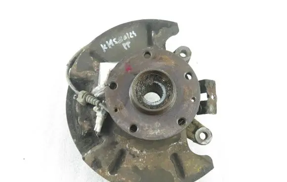 Fiat Sedici Front wheel hub spindle knuckle