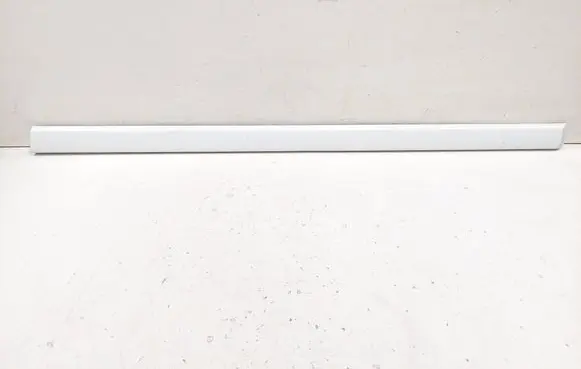 Volvo V50 Front door trim (molding) 31253727
