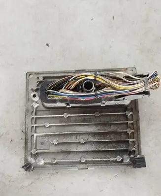 Ford Fiesta Engine control unit/module 4s6112a650ld 4s61-12a650-ld s120977014f