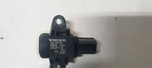 Volvo V60 Airbag deployment crash/impact sensor 30798030 121129501 C83HA