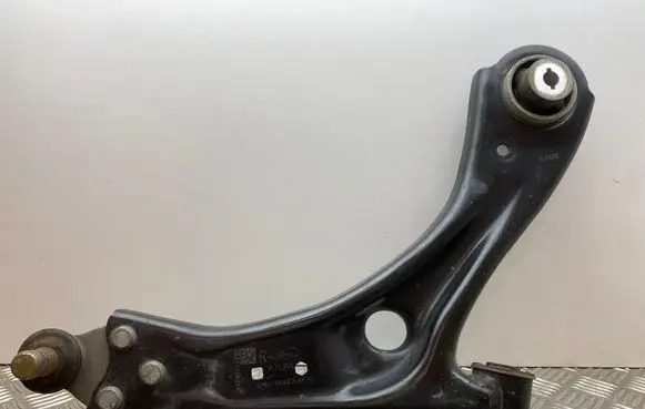 Ford Focus Front lower control arm/wishbone JX613A423AER JX613A423