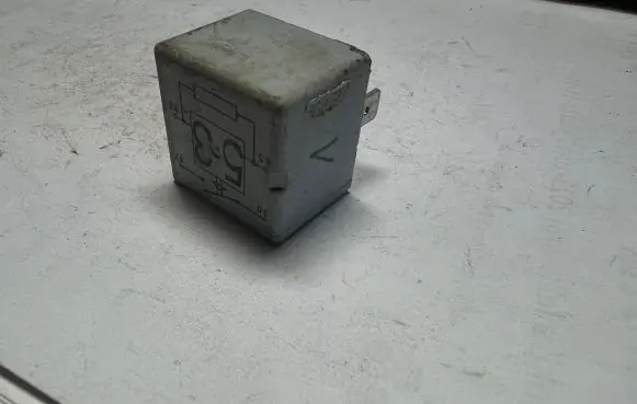 Volkswagen Golf V Other relay 141951253B 12V40A 20240072