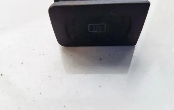 Volkswagen Bora Windscreen/window heater switch 1J0953235A 1J0953235B