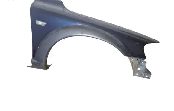 Volvo XC70 Fender