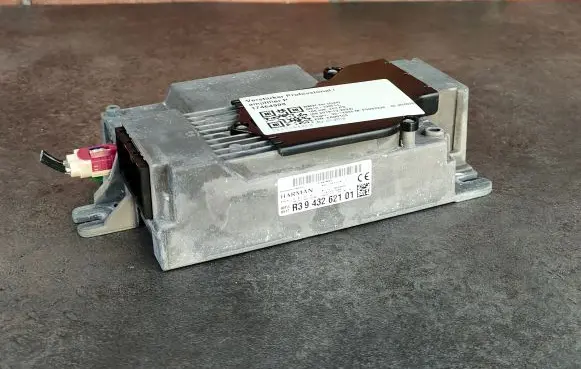 BMW 3 G20 G21 HiFi Audio sound control unit 9432621