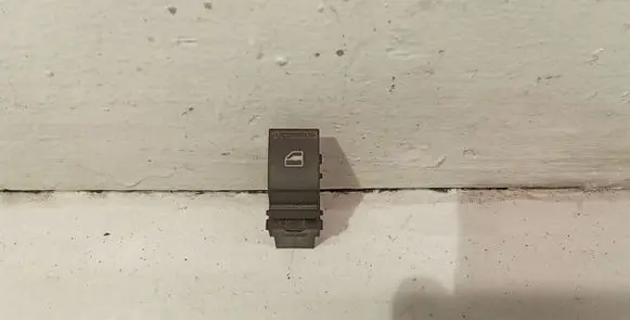 Volkswagen Touran I Electric window control switch 1F0959855
