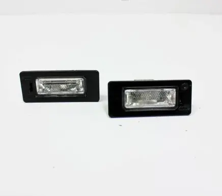 Audi Q5 SQ5 Number plate light 8T0943021