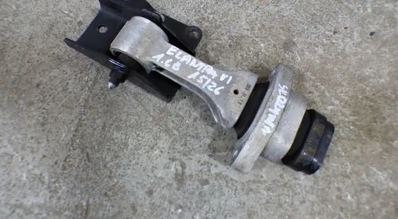 Hyundai Elantra VI Gearbox mounting bracket CAPODRT0