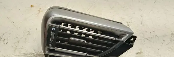 Subaru Outback (BT) Dashboard side air vent grill/cover trim