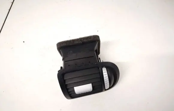 Porsche Cayenne (9PA) Dash center air vent grill 7l5819704a