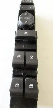 Hyundai i30 Electric window control switch 93571G4510