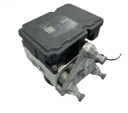 Mercedes-Benz C W204 ABS Pump A1729014100 A1724313812