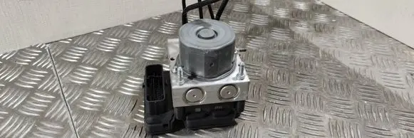Volkswagen Polo V 6R ABS Pump 6R0907379AT 6R0907379AS