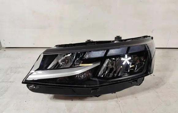 Volkswagen Transporter - Caravelle T7 Headlight/headlamp 7T1941035AC 12033050000