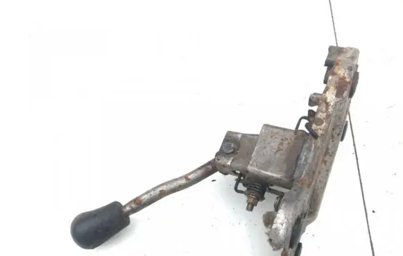 Mitsubishi Galant Gear shifter/selector