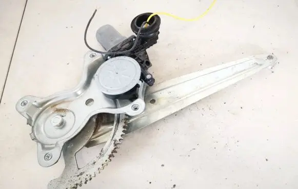 Toyota Urban Cruiser (XP110) Sliding door window regulator with motor