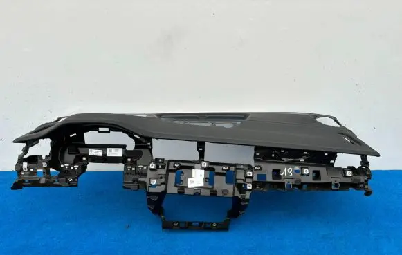Audi Q8 Dashboard 4M8857033